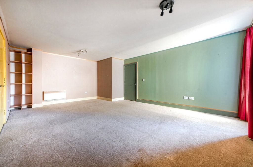 Property photo 2 of 6 Picture No. 05