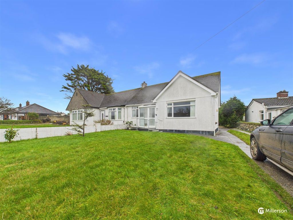 Property photo 1 of 21 Outside