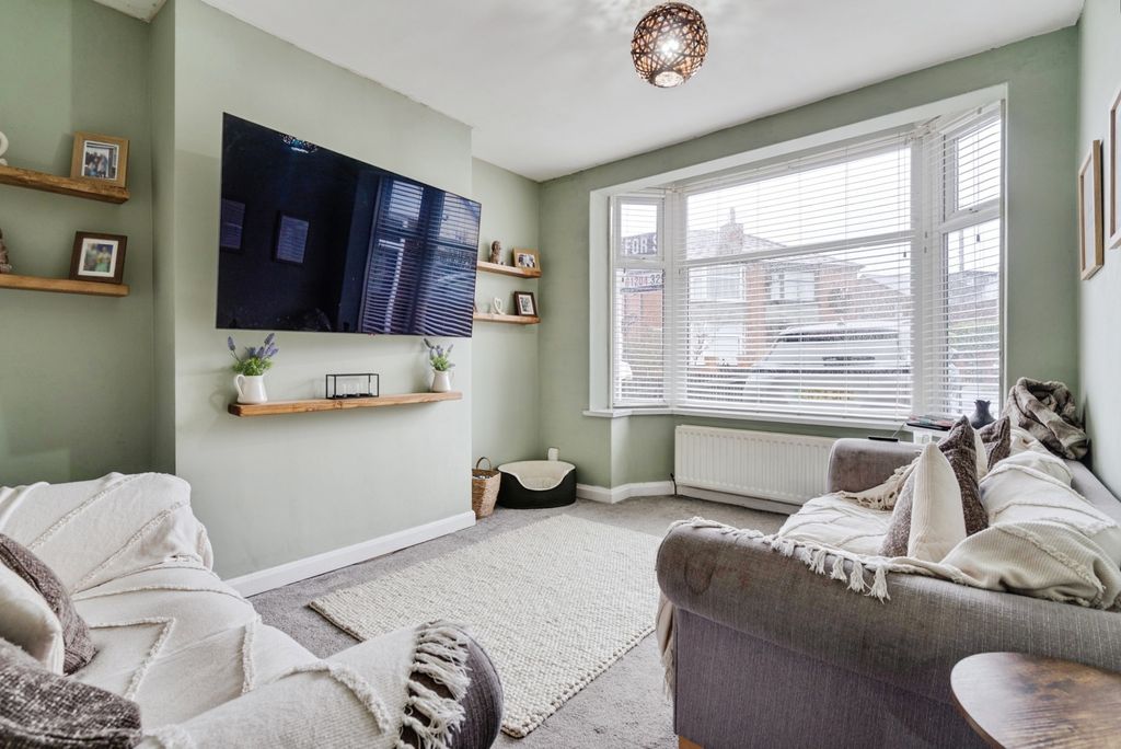 Property photo 2 of 21 Pbox-Img.Jpg