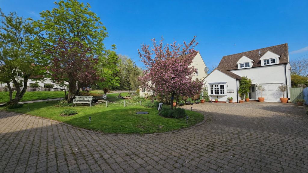 Property photo 1 of 31