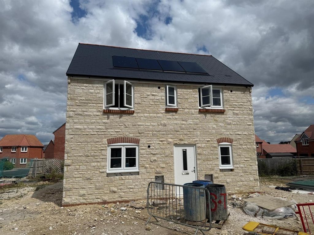 Property photo 1 of 14 Plot 385 Front.Jpeg