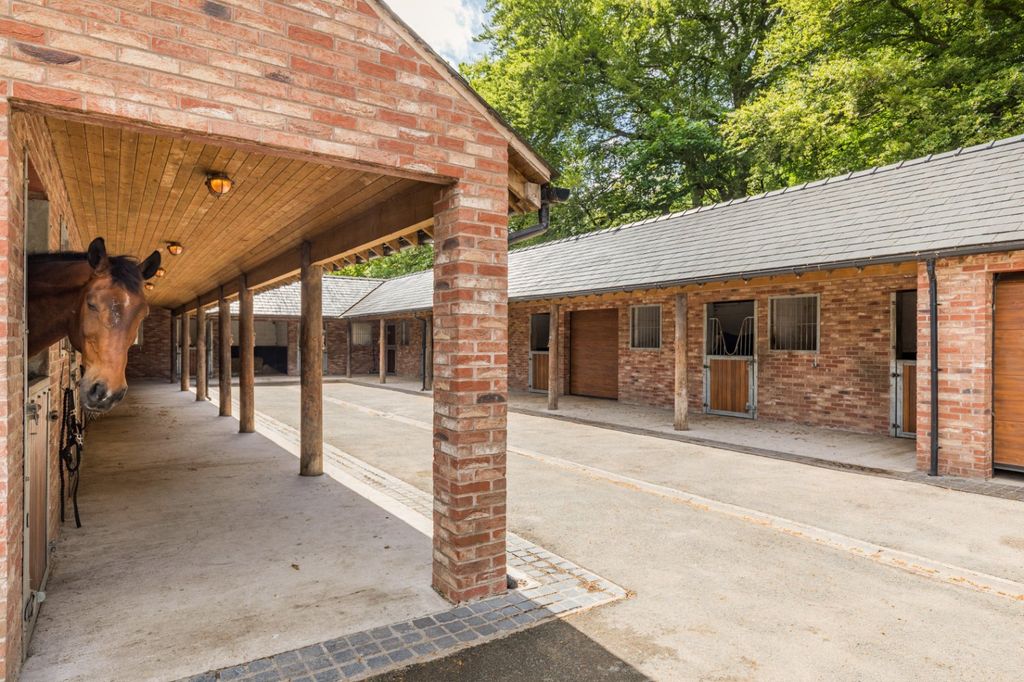 Additional image 27 of 7 bed equestrian for salePark Lane, Higher Walton, Warrington, Cheshire WA4