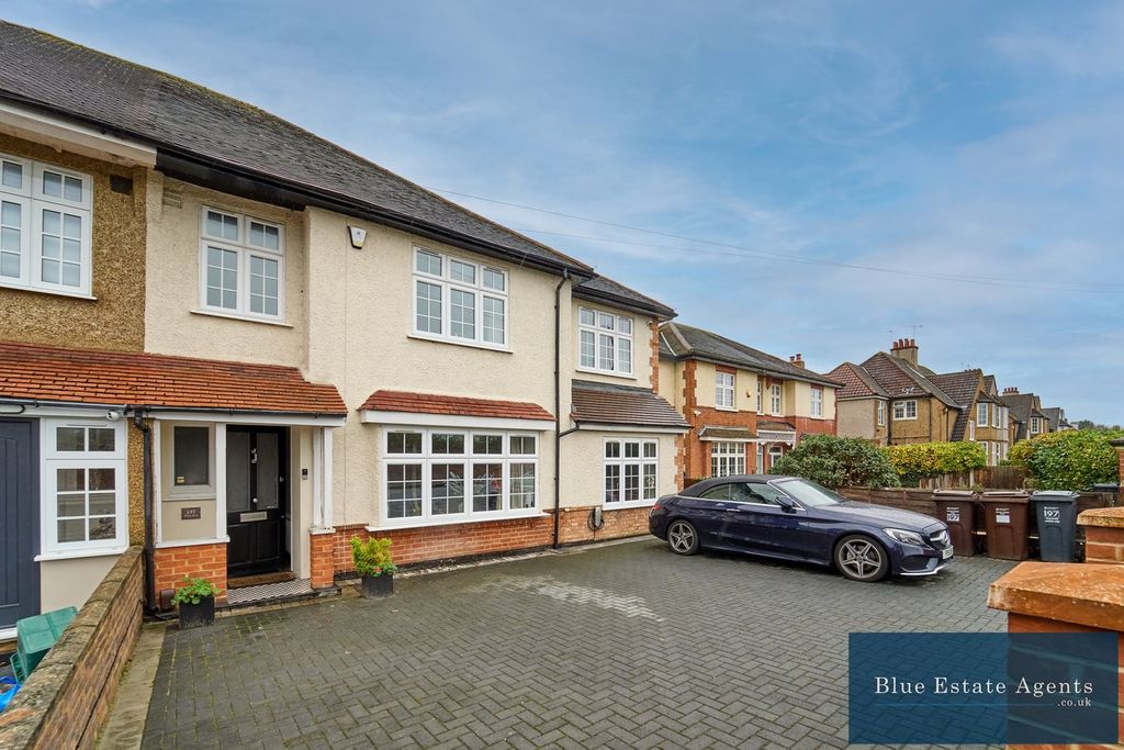 Property photo 2 of 51 Front Elevation