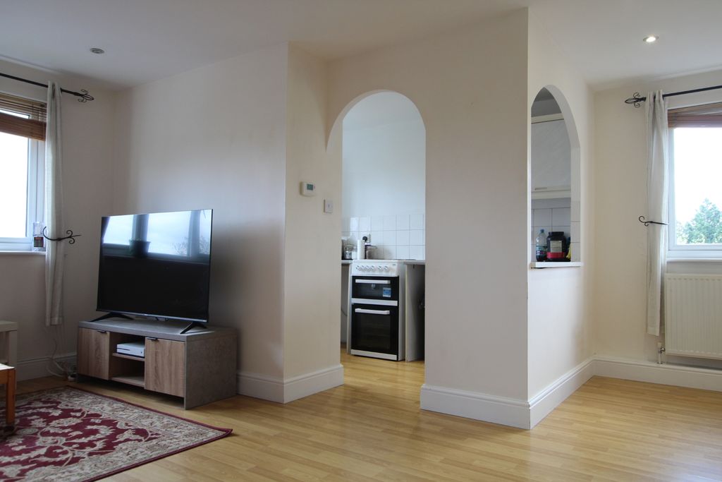 Property photo 2 of 9 Photo 13