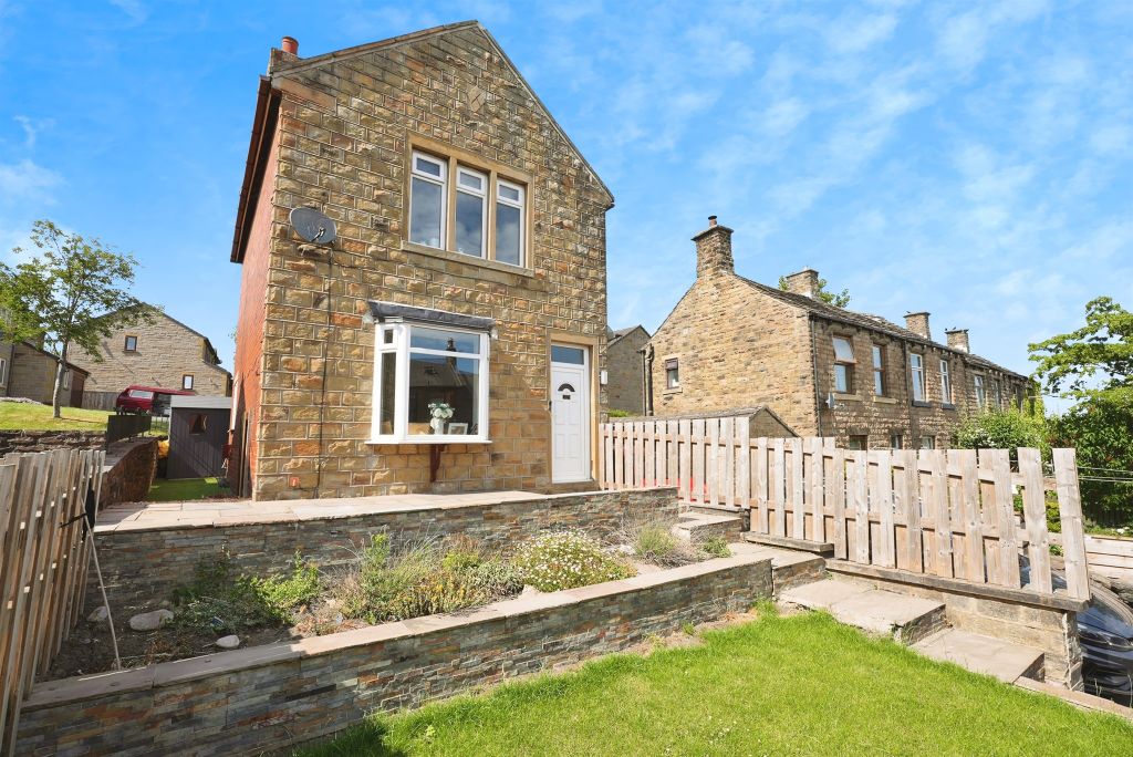 Property photo 1 of 16
