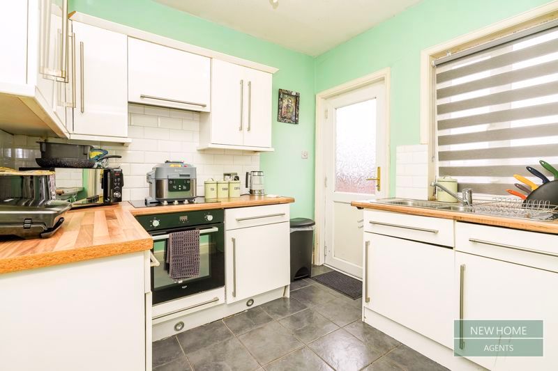 Property photo 2 of 16 Photo 7