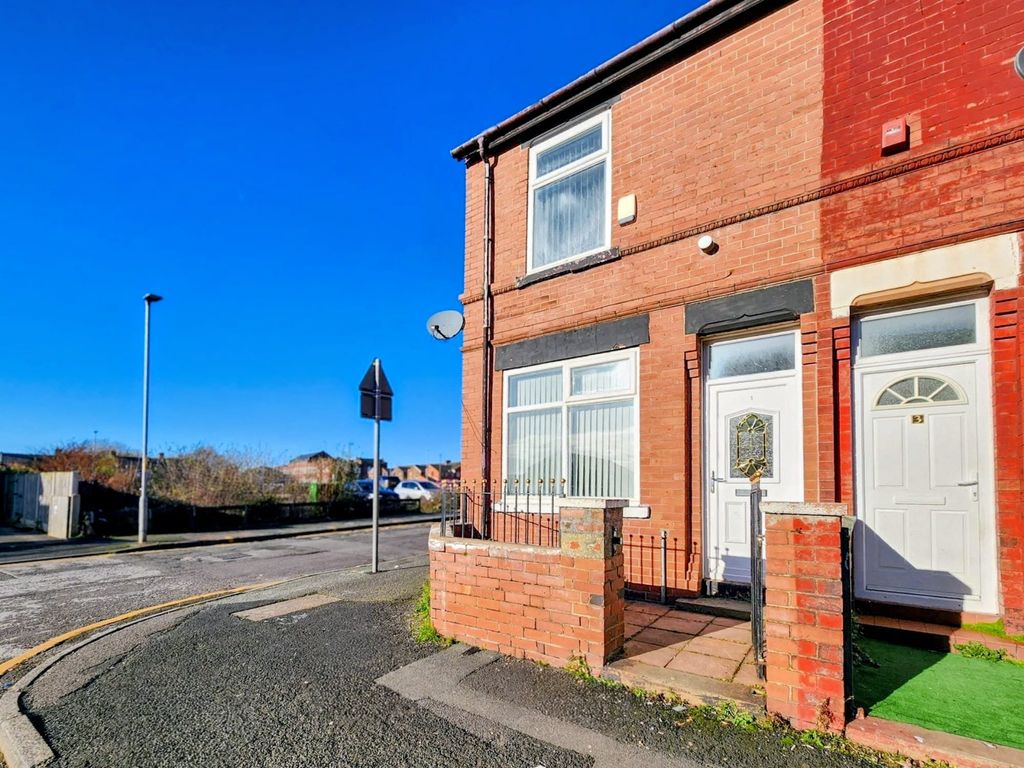 Property photo 1 of 16