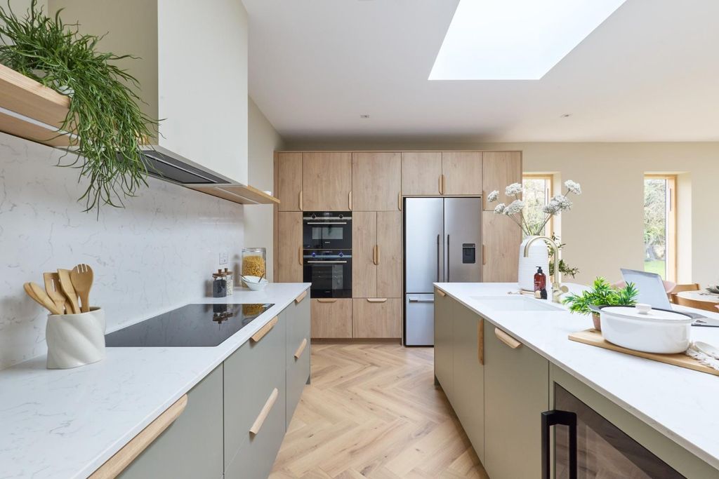 Property photo 3 of 22 Leet's Lane 2901260015.Jpg