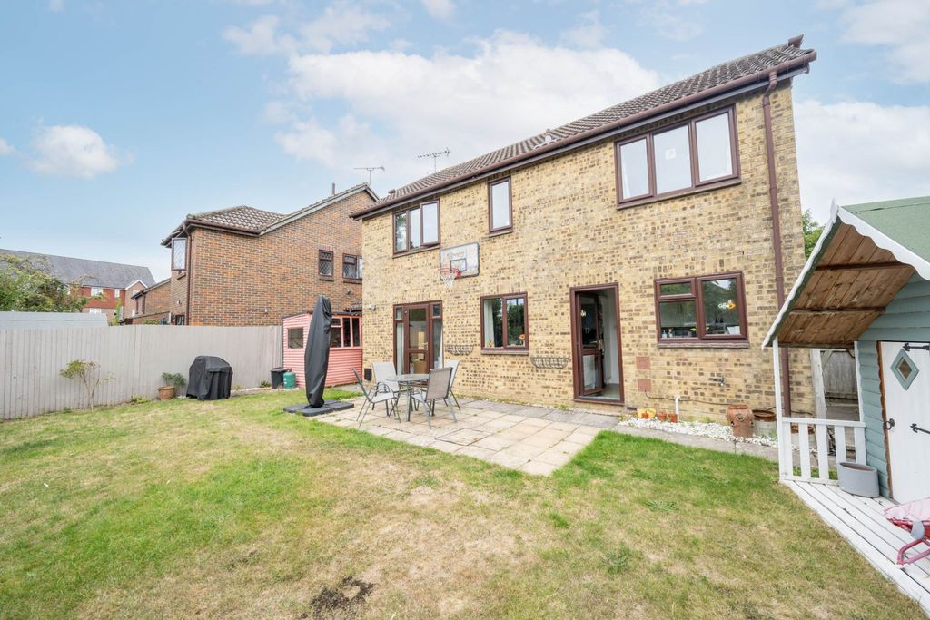 Property photo 2 of 29