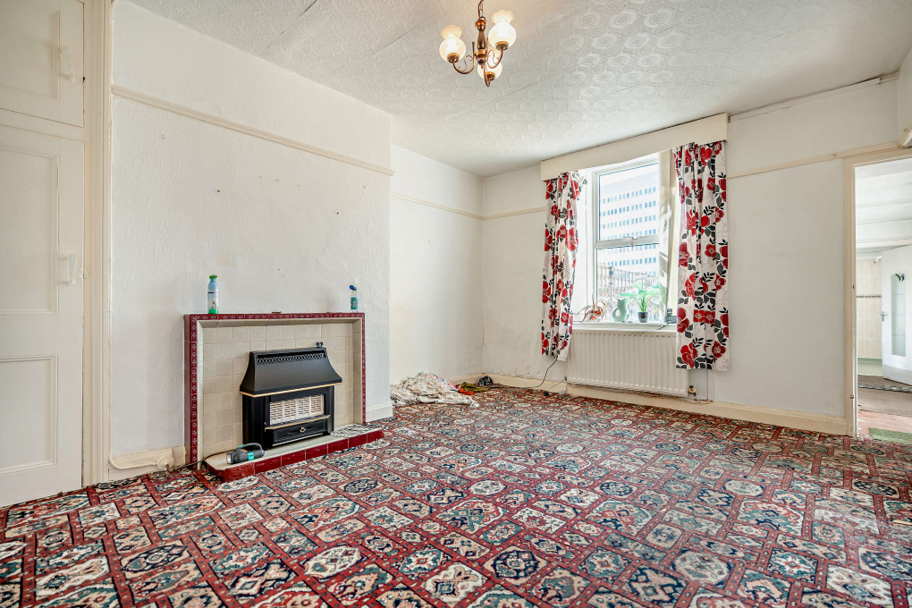 Property photo 3 of 11