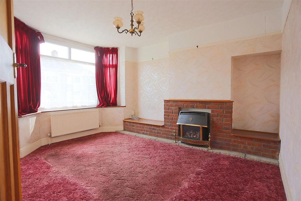 Property photo 3 of 15