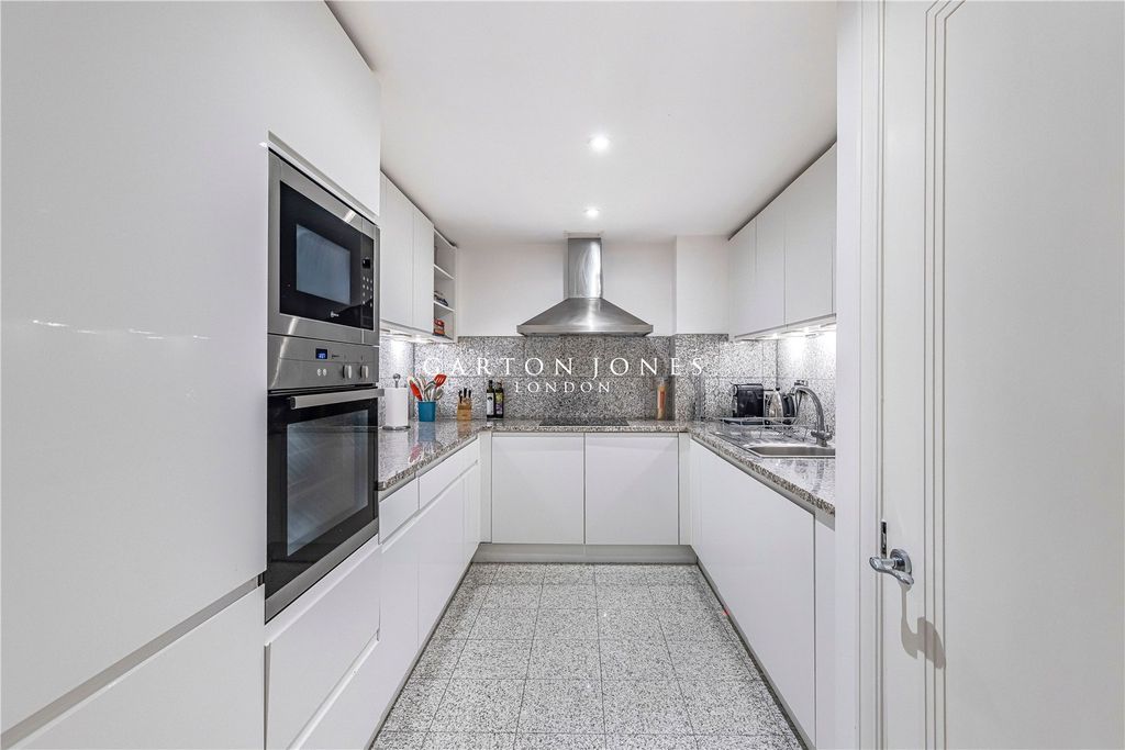 Property photo 2 of 16 Kitchen