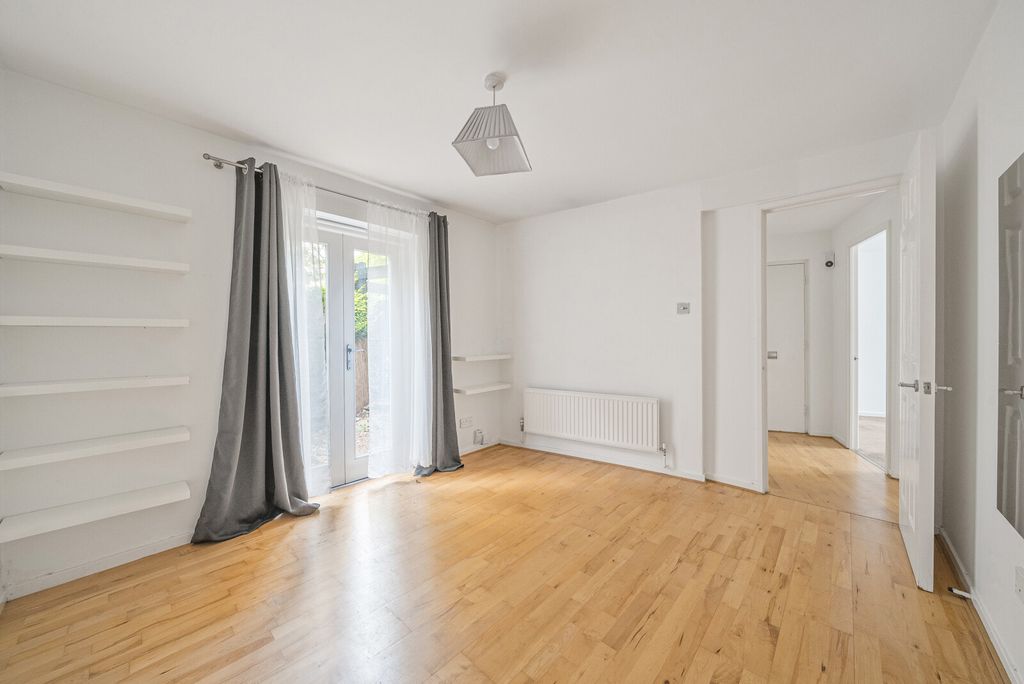 Property photo 3 of 10 1346783-6-68Af263...