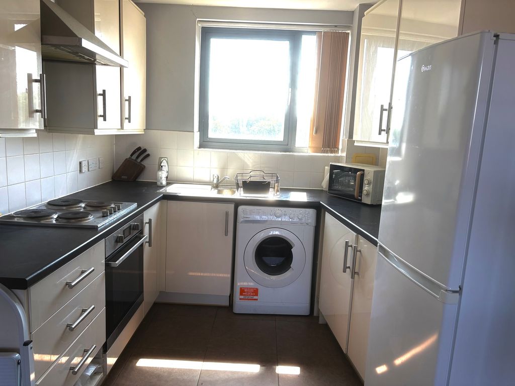Property photo 2 of 7 82 Townhall Kitchen 2.Jpg