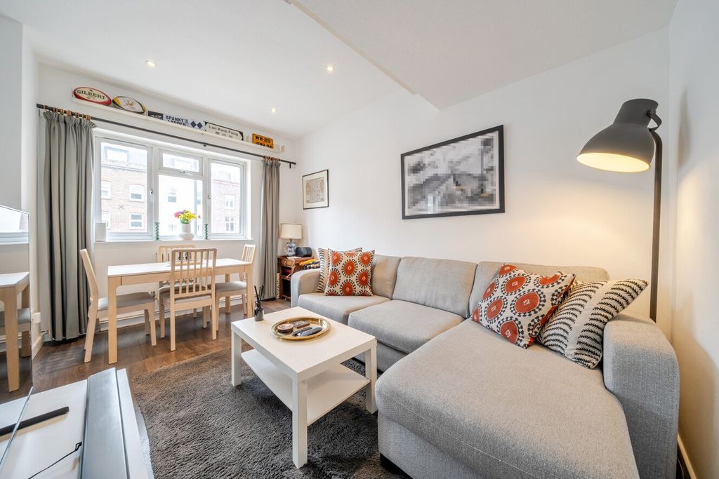 Property photo 1 of 20 Picture No. 06