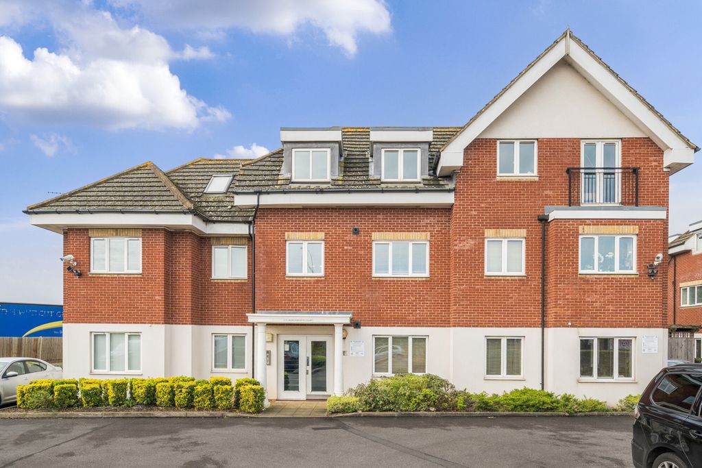 Property photo 1 of 22 1431092-6-69B7d13...