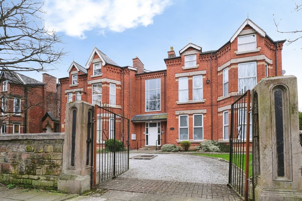 Property photo 2 of 21 Pbox-Img.Jpg