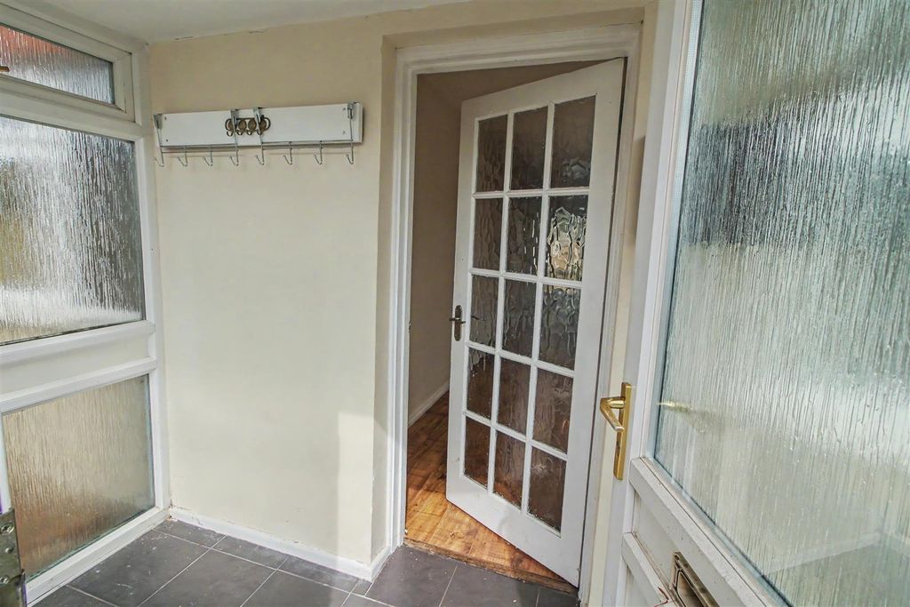 Property photo 2 of 14 Porch