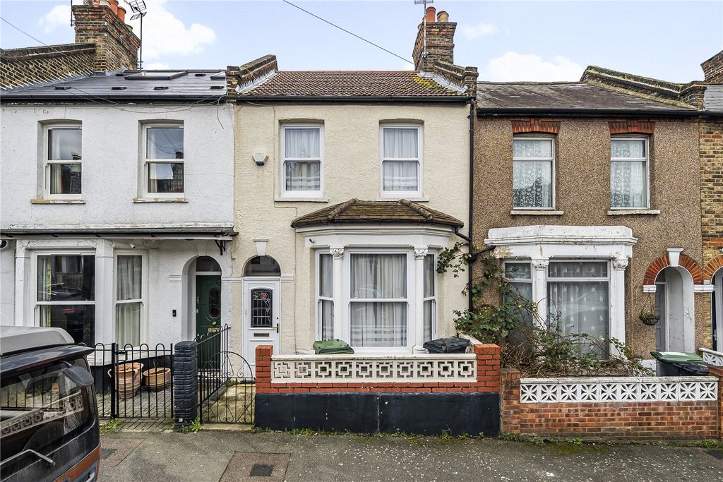 Property photo 1 of 17 Picture No. 01