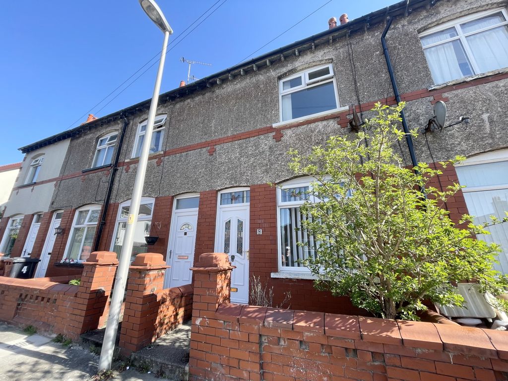 Property photo 1 of 13