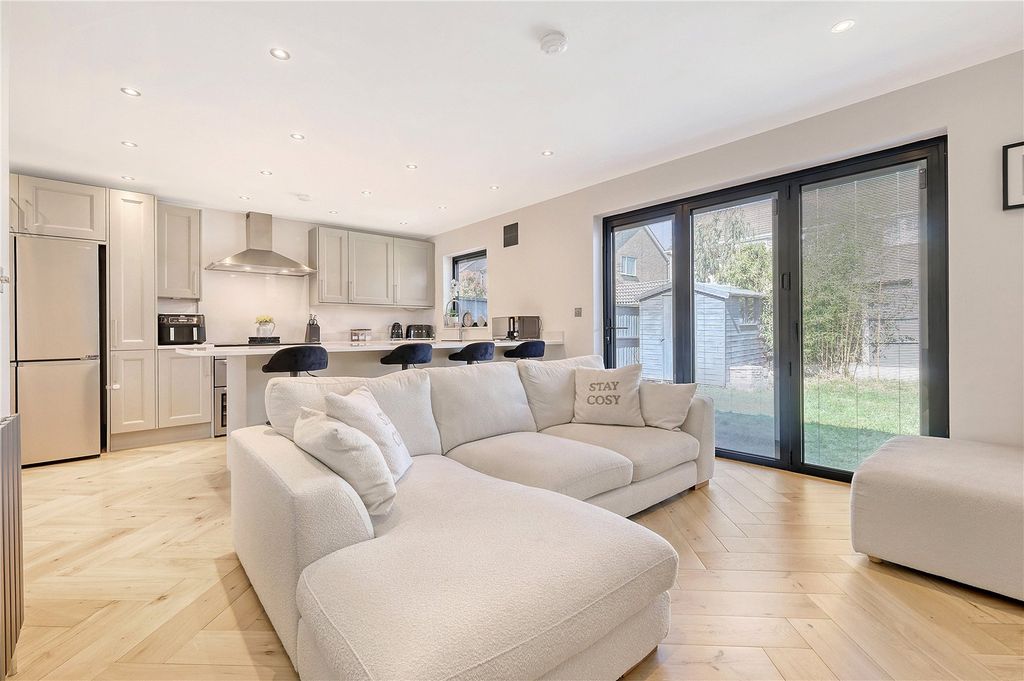 Property photo 3 of 14 Open Plan Living