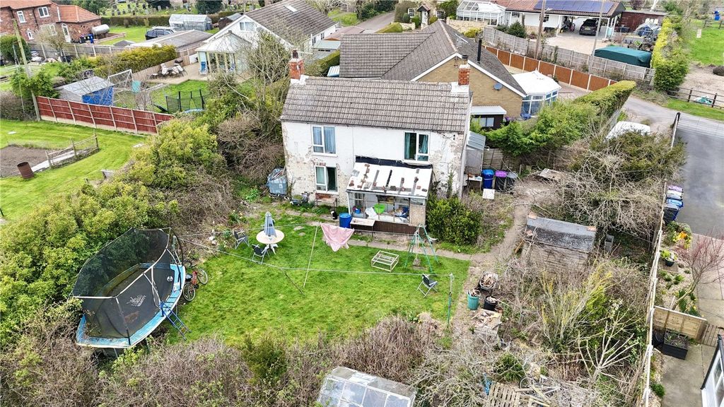 Property photo 1 of 14 Picture No. 01