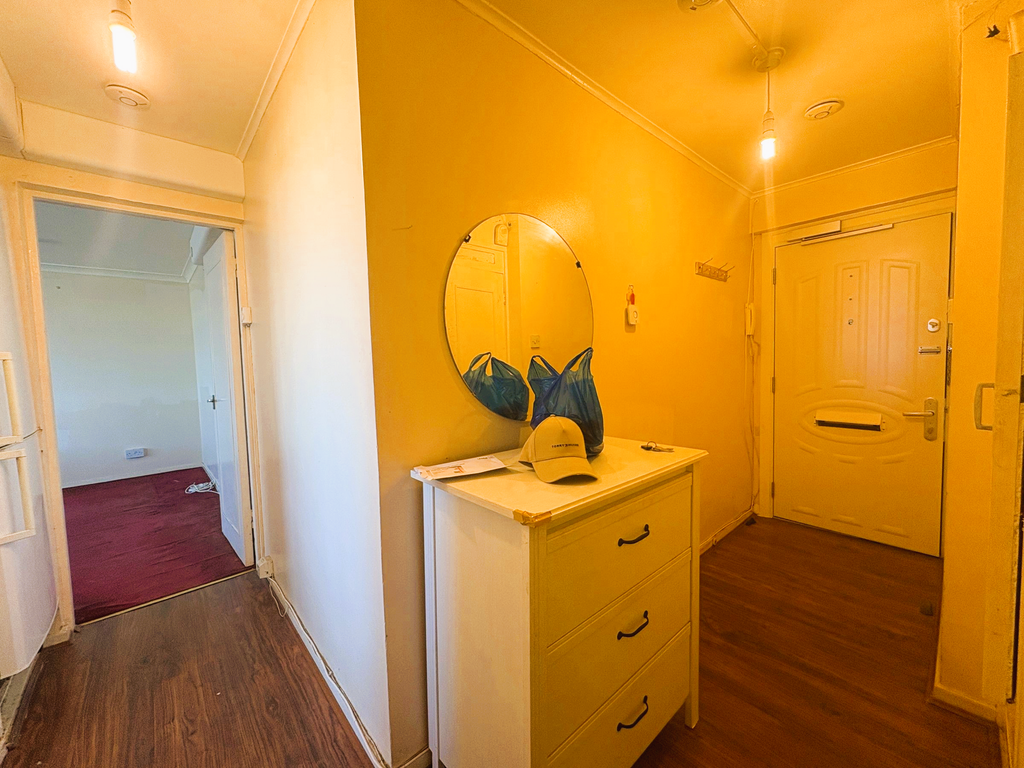 Property photo 2 of 8