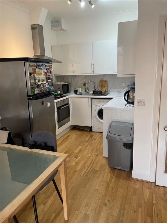Property photo 2 of 4 Kitchen Rocj St.Jpg