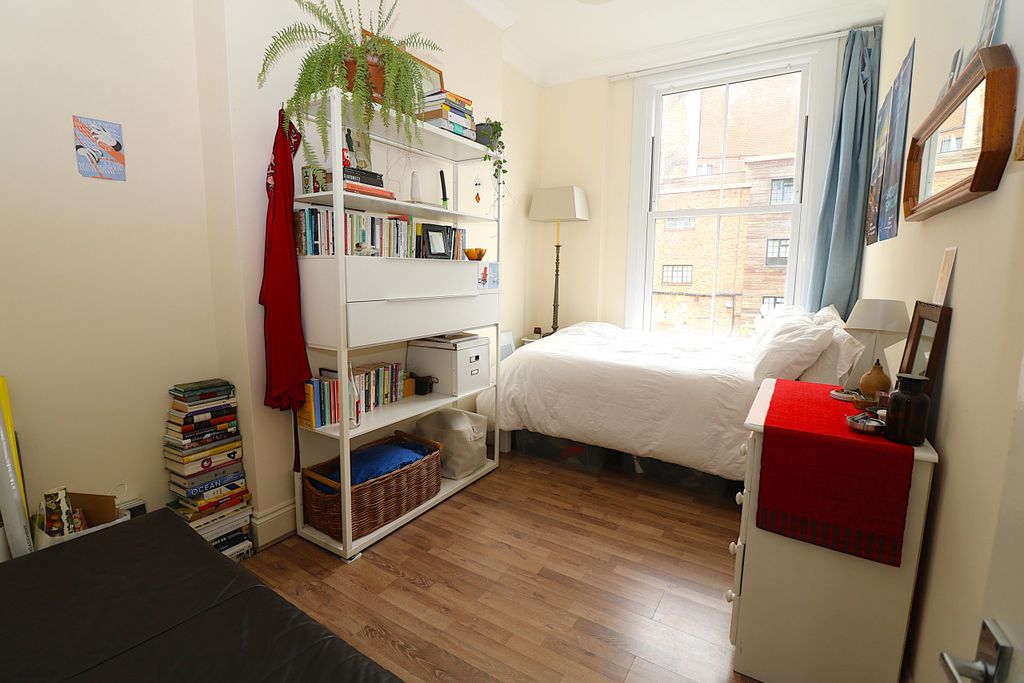 Property photo 3 of 4