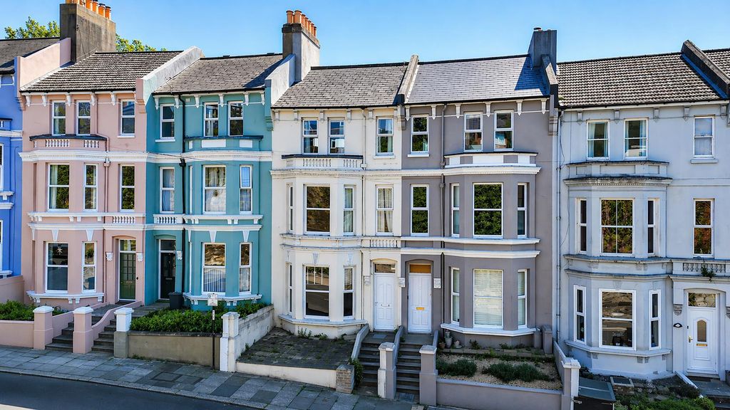 Property photo 1 of 23 8526E9De-Aaaf-4346-B0E1-F7F5A5Af6E9B.Png