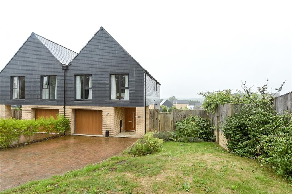 Property photo 1 of 30 External (Brochure)