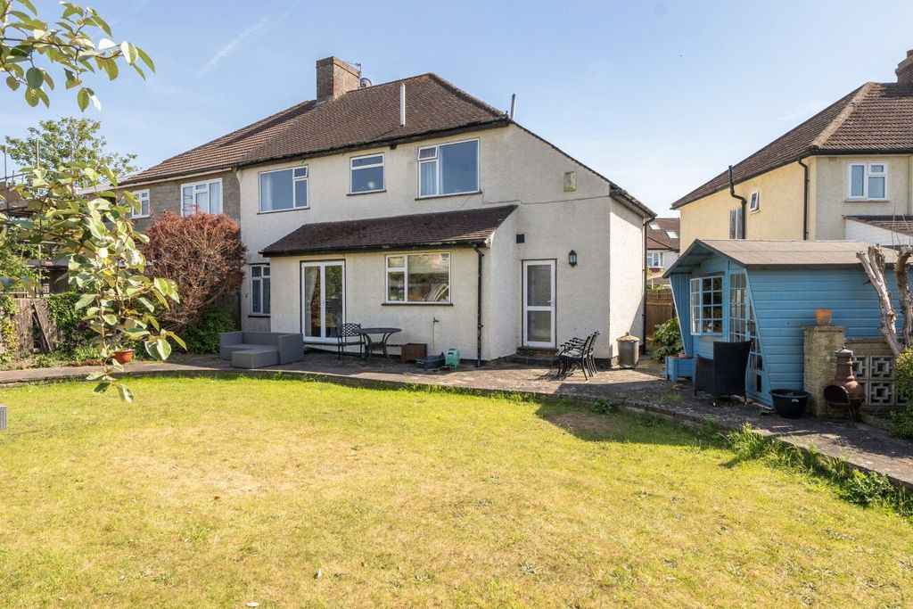 Property photo 1 of 21 Picture No. 24