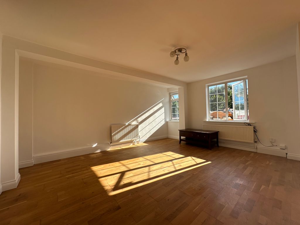 Property photo 2 of 16 Img_5248