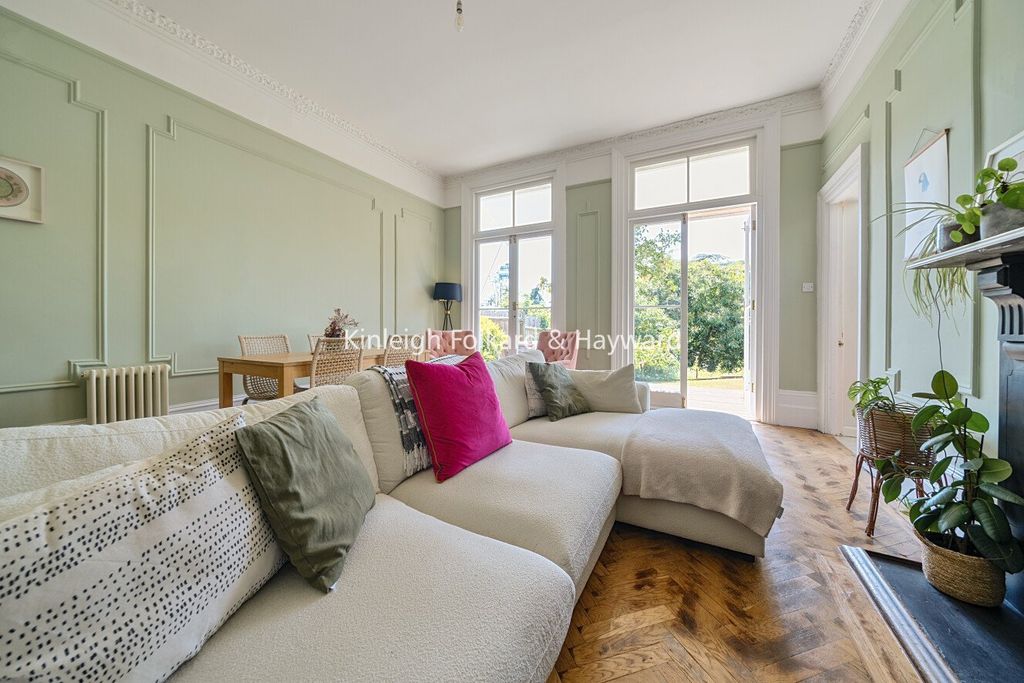 Property photo 1 of 20 Picture No. 02