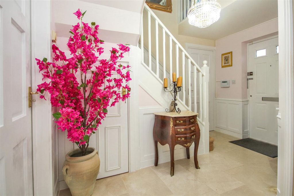 Property photo 2 of 21 Img_0356.Jpg