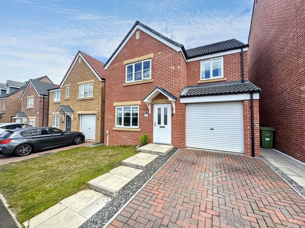 Property photo 1 of 18