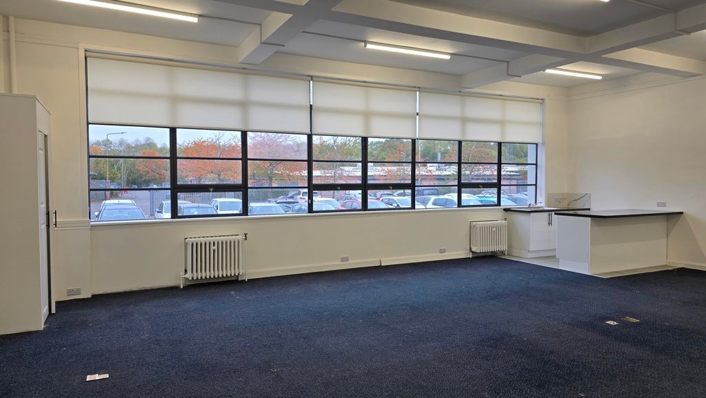 Property photo 1 of 5 Photo 6