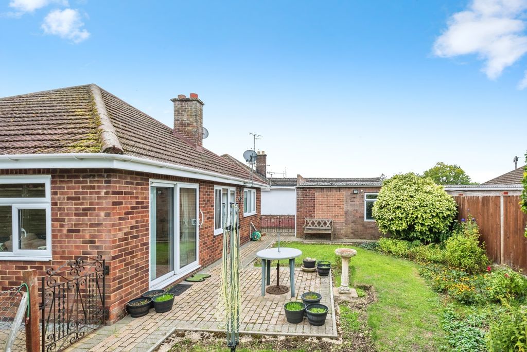 Property photo 2 of 17 Photo