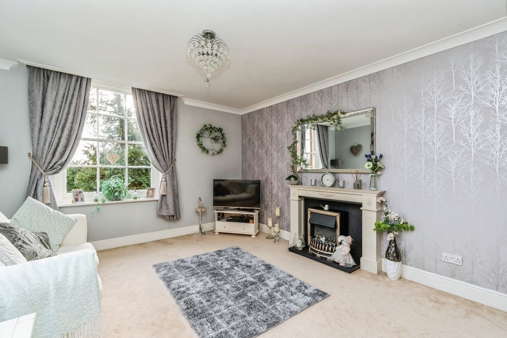 Property photo 2 of 20 Pbox-Img.Jpg