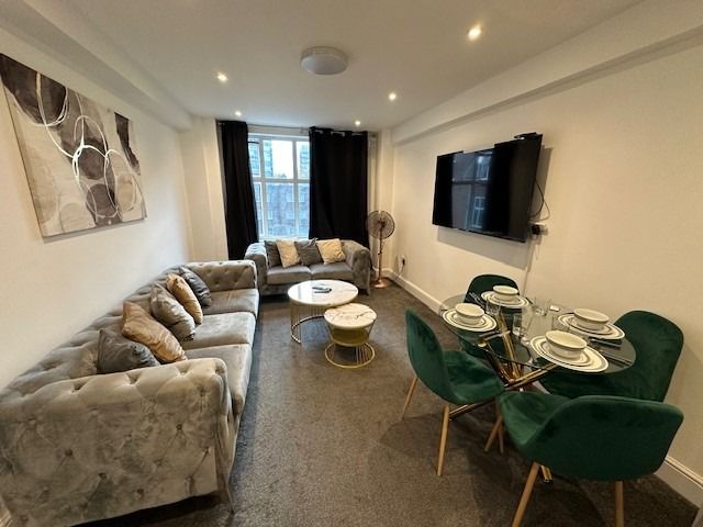 Property photo 1 of 10 4494051