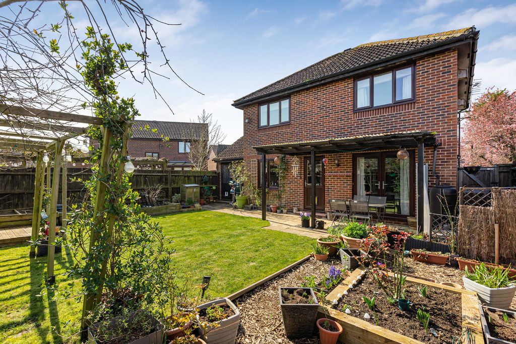 Property photo 2 of 22