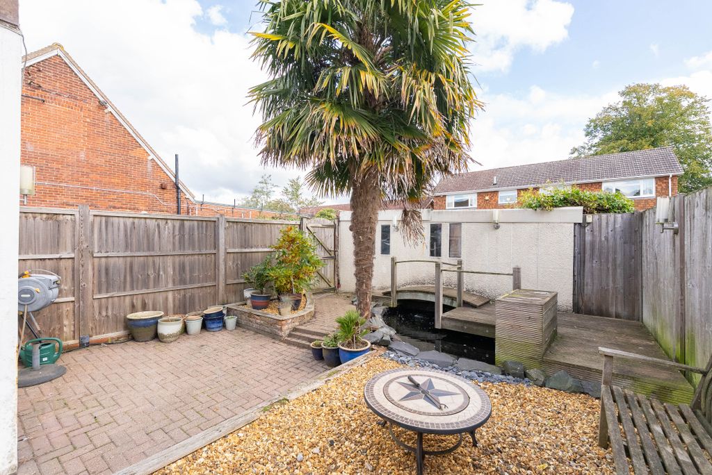 Property photo 2 of 11 Dsc00949