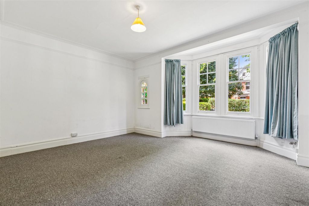 Property photo 3 of 13 Dukes Avenue, W4 - For Sale