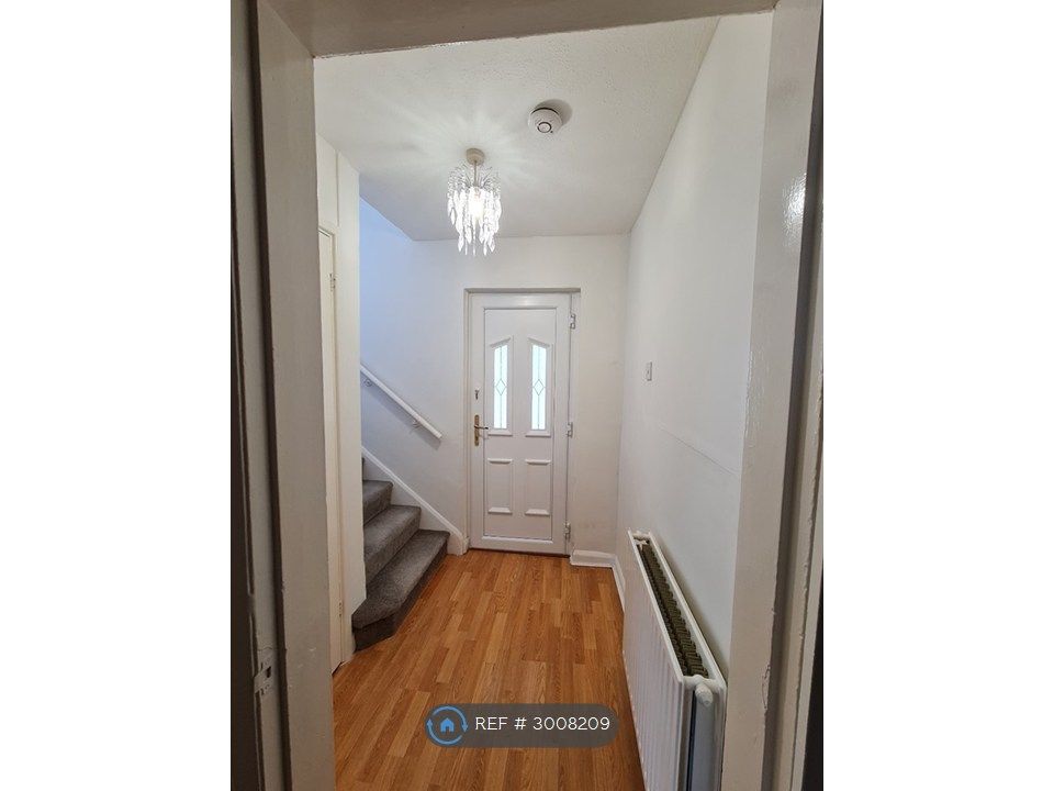 Property photo 3 of 23