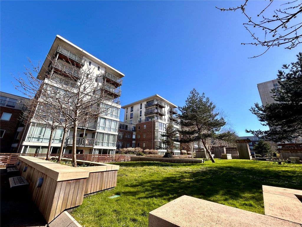 Property photo 1 of 8 Picture No. 16