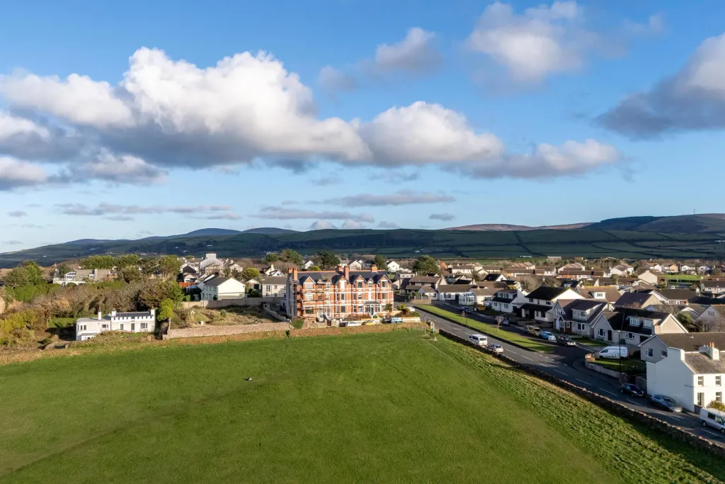 Property photo 3 of 26