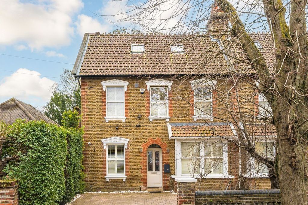 Property photo 1 of 1