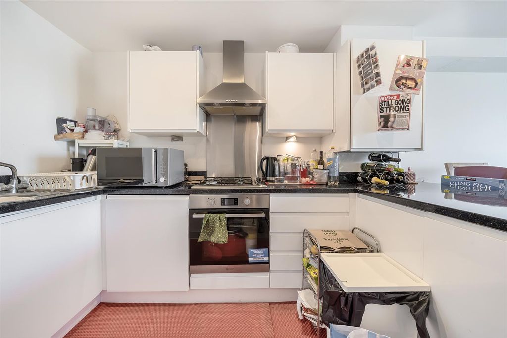 Property photo 2 of 10 995912 (2).Jpg