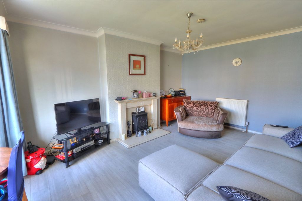 Property photo 2 of 8 Picture No. 02