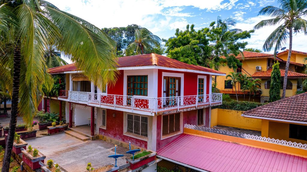 Property photo 2 of 15